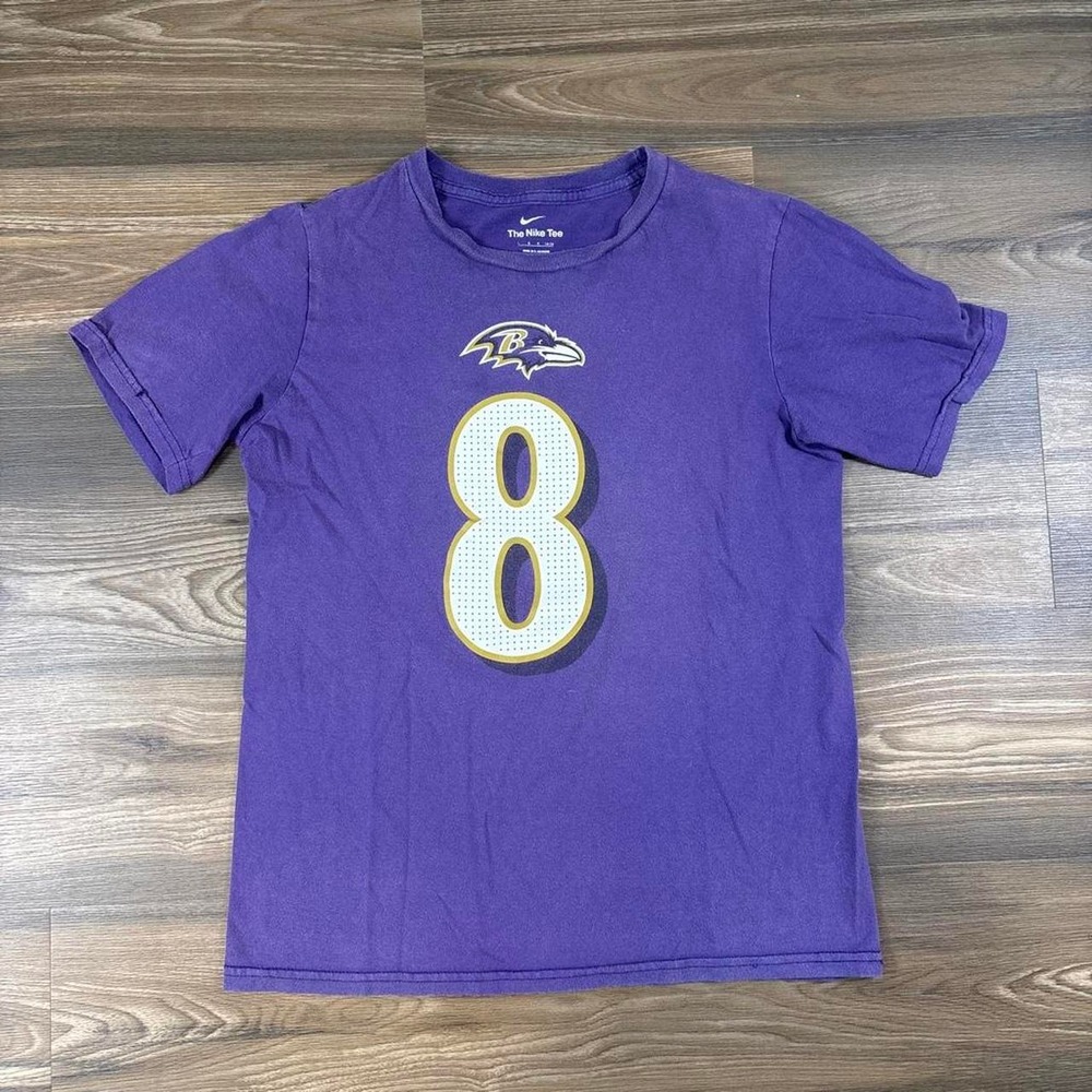 Nike Baltimore Ravens purple t-shirt with white number 8 and gold trim, size L